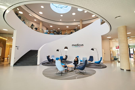 Slider image (6) Medicus Clinic